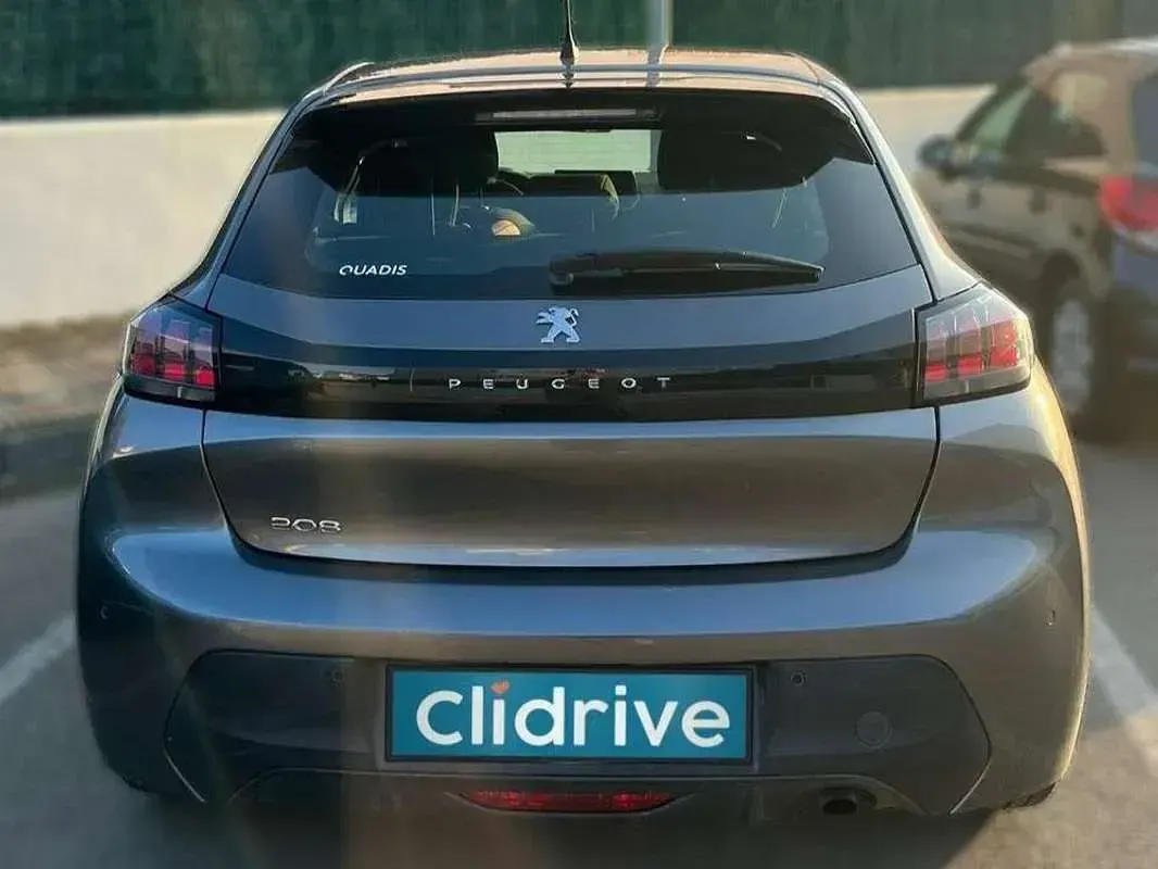 Usado Peugeot 208 Active 68 CV (50 kW) 2022 Gris Utilitario