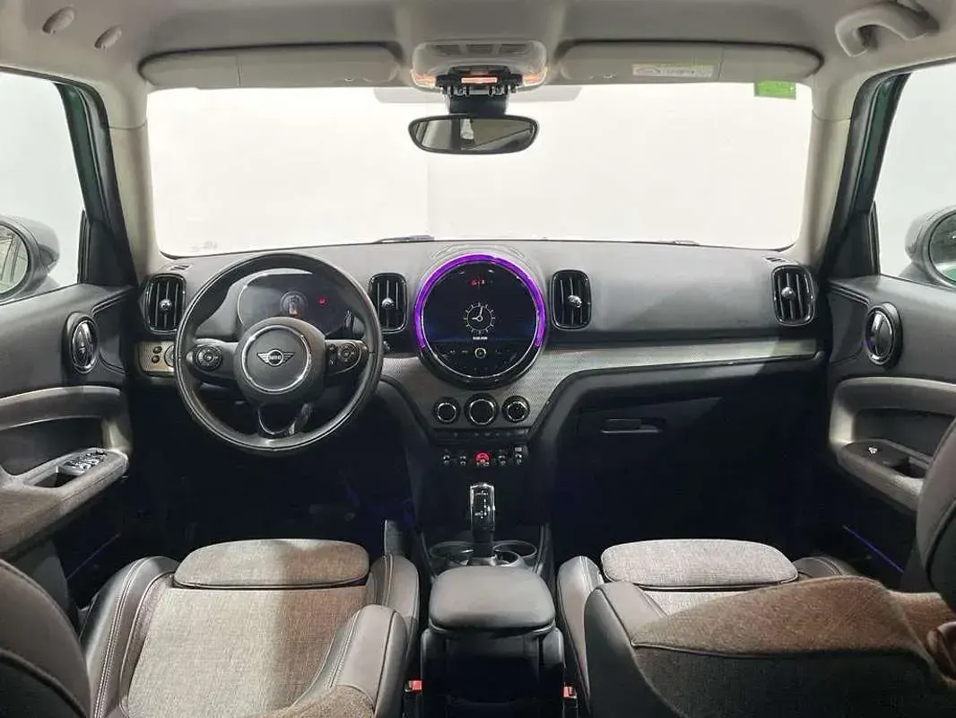Usado Mini Cooper Countryman 136 CV (100 kW) 2022 Verde SUV