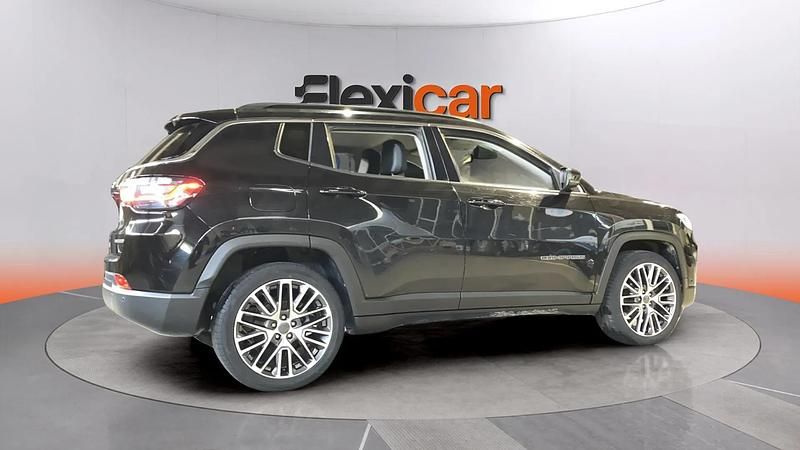 Usado Jeep Compass Limited 131 CV (96 kW) 2022 Negro SUV