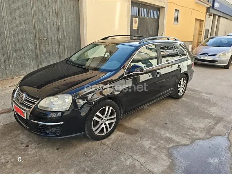 Usado VW Golf VI Advance 140 CV (102 kW) 2008 Negro Utilitario