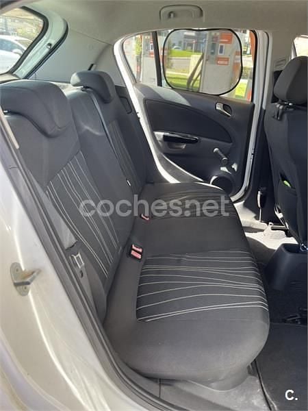 Usado Opel Corsa Cosmo 90 CV (66 kW) 2009 Blanco Utilitario