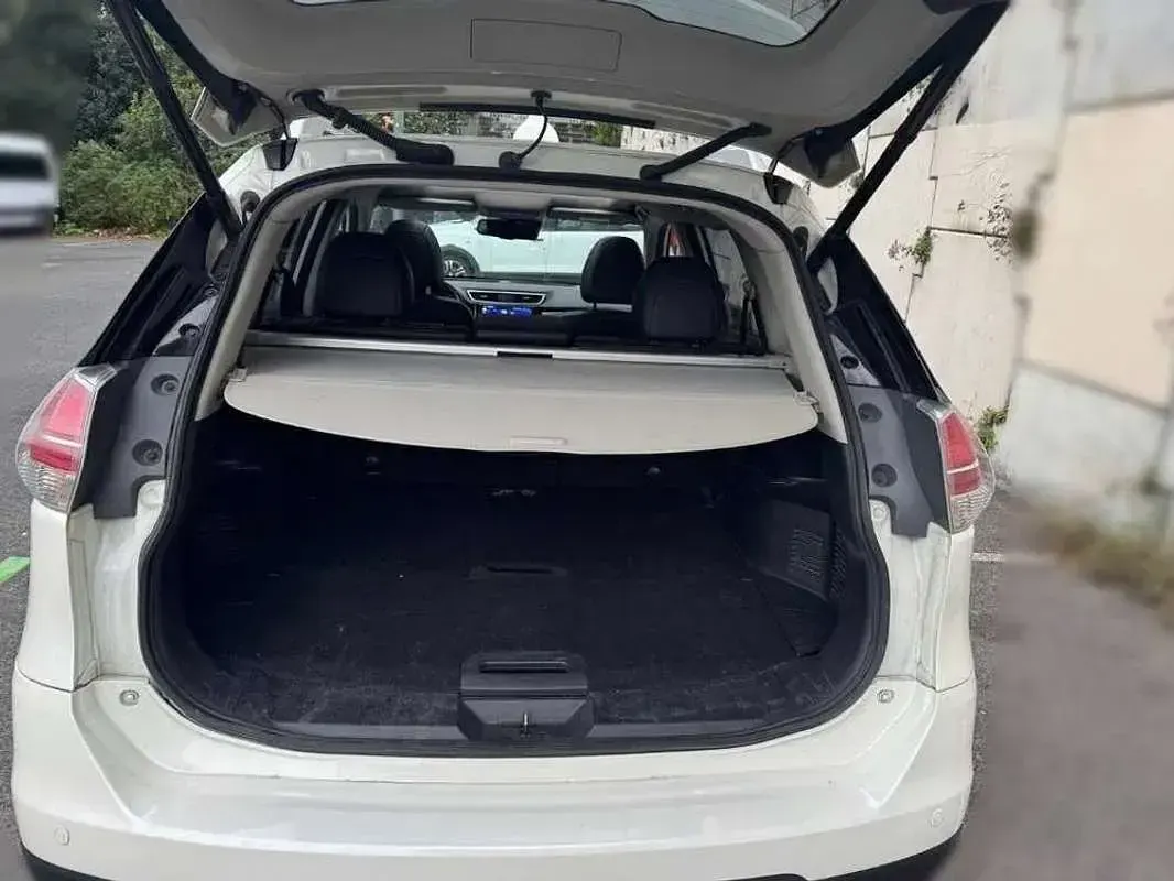 Usado Nissan X-Trail Tekna 131 CV (96 kW) 2014 Blanco SUV