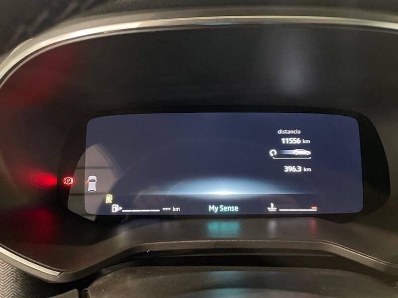 Usado Renault Clio V Techno 100 CV (73 kW) 2025 Azul Berlina