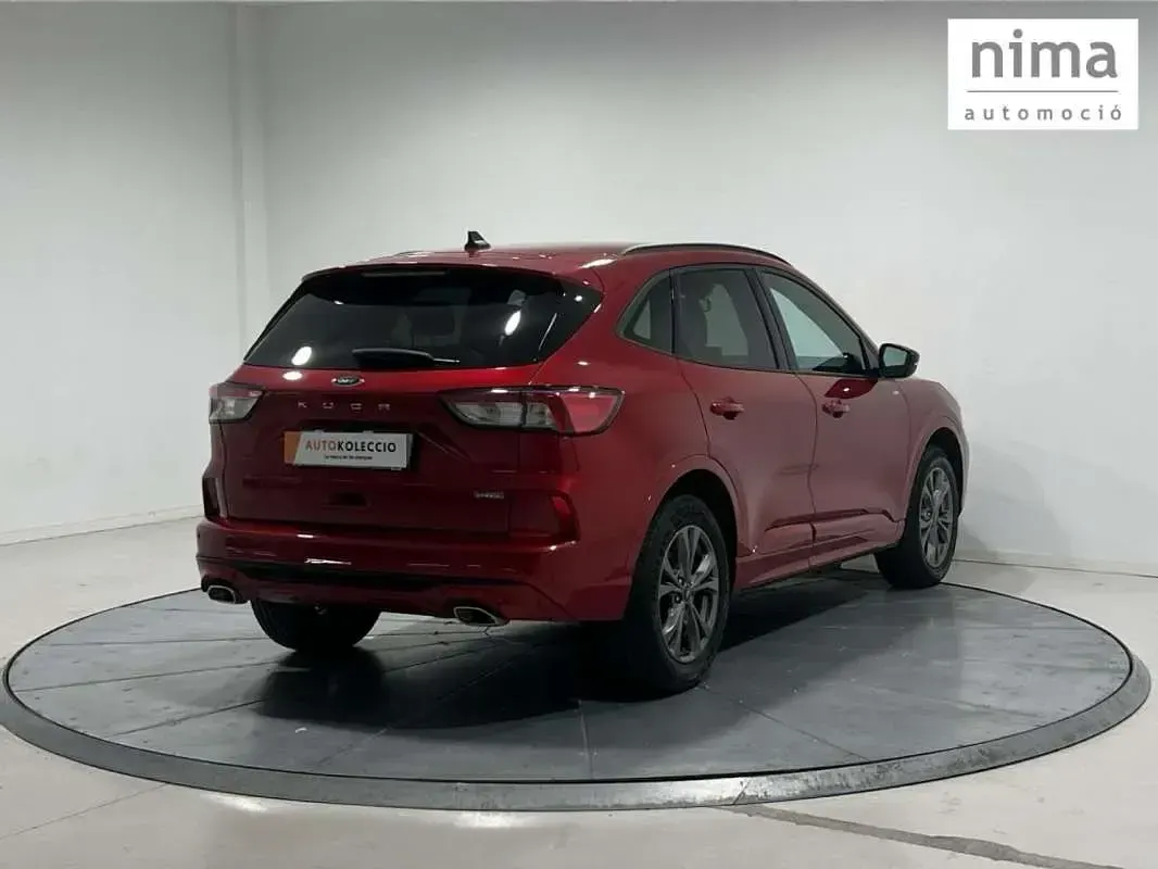 Usado Ford Kuga ST-Line 226 CV (166 kW) 2024 SUV