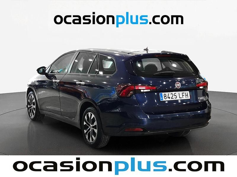 Usado Fiat Tipo Mirror 95 CV (69 kW) 2020 Azul Familiar