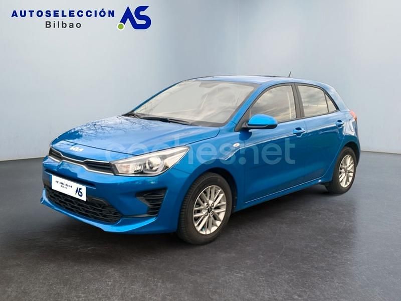 Usado Kia Rio 84 CV (61 kW) 2022 Azul Berlina