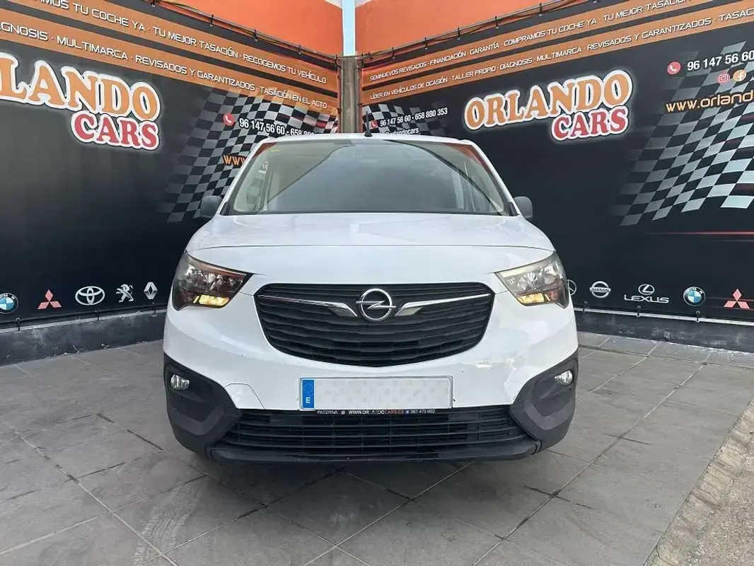Usado Opel Combo S 99 CV (72 kW) 2019 Blanco Monovolumen