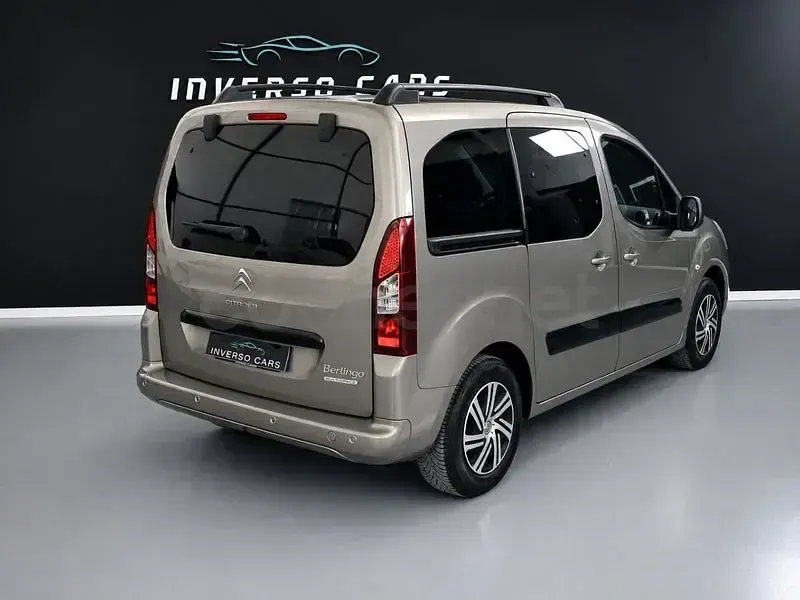 Usado Citroën Berlingo Seduction 114 CV (83 kW) 2012 Gris / plata Monovolumen