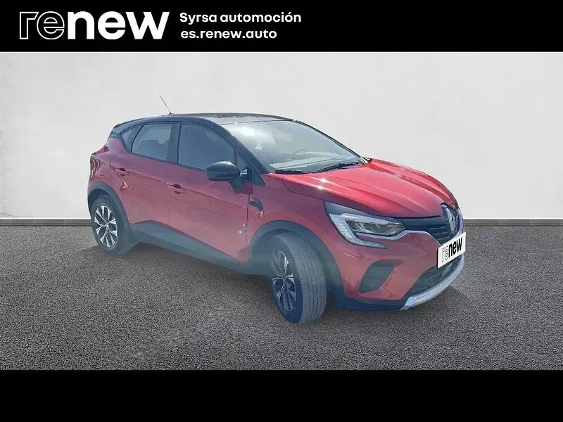 Usado Renault Captur Equilibre 90 CV (66 kW) 2023 Rojo SUV