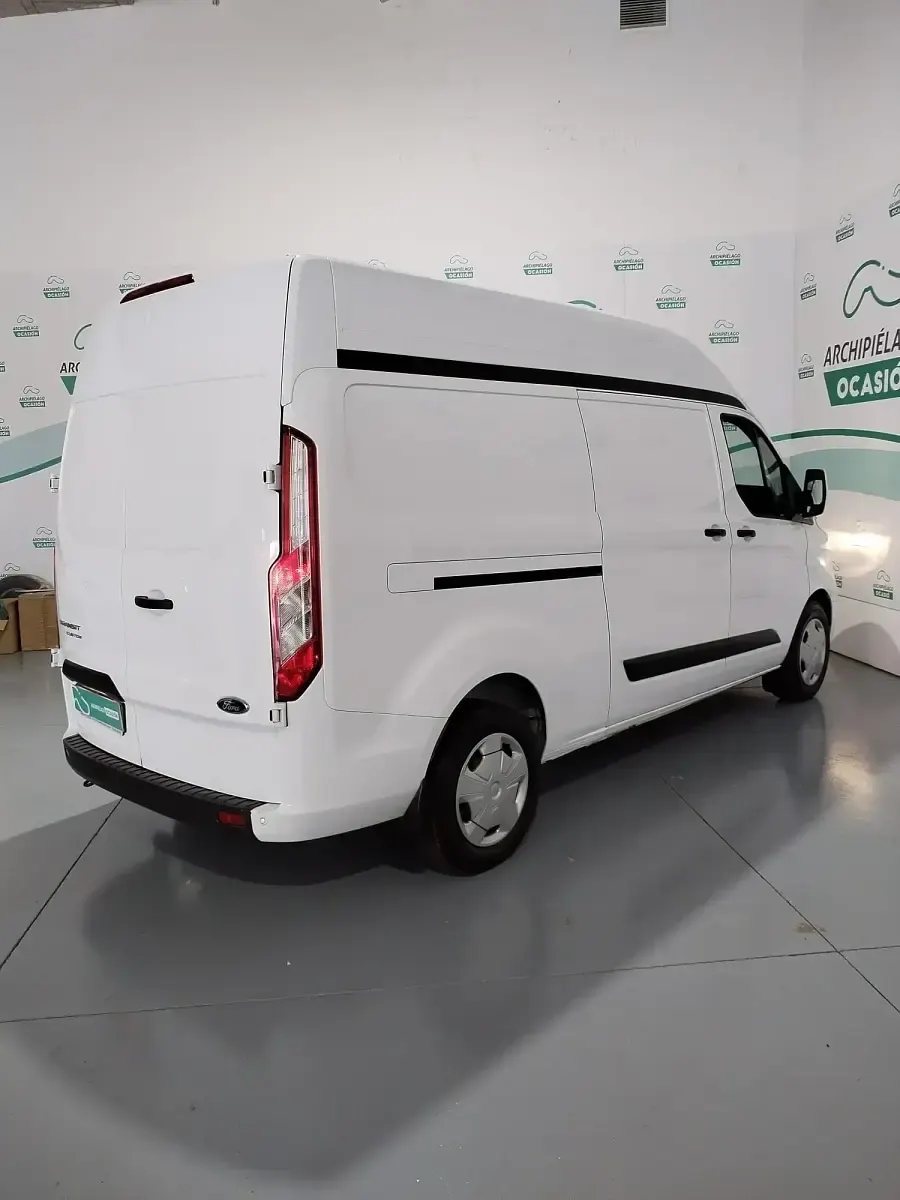 Usado Ford Transit Custom Limited 130 CV (95 kW) 2022 Blanco Van
