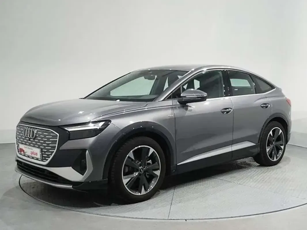 Usado Audi Q4 Sportback e-tron Advanced Plus 210 kW (286 CV) 2025 Plateado SUV