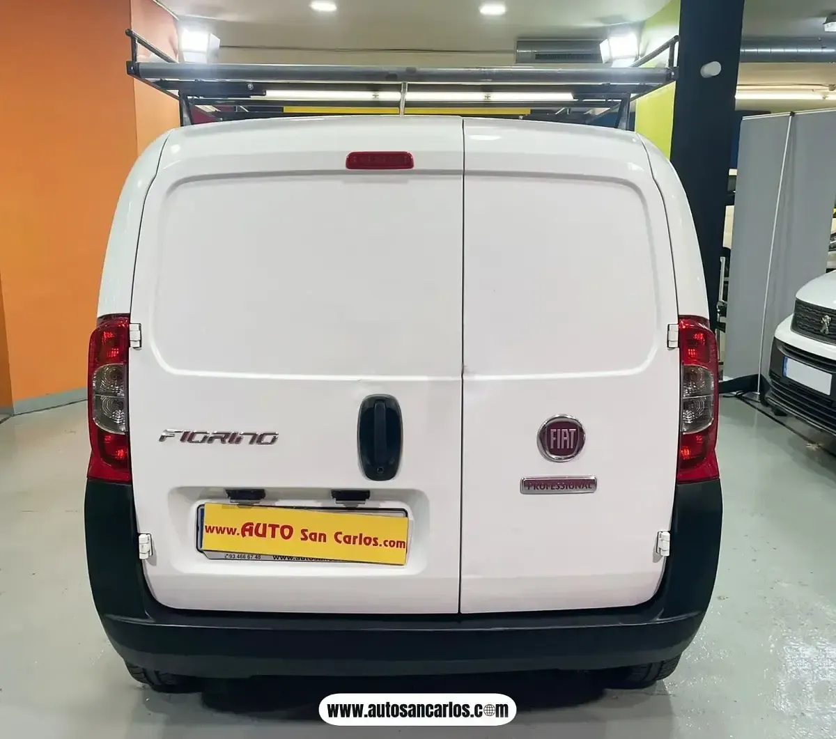 Usado Fiat Fiorino 80 CV (58 kW) 2018 Blanco Monovolumen