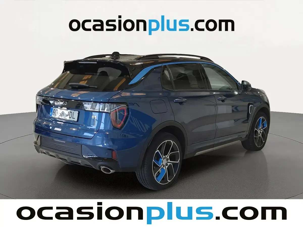 Usado Lynk & Co 01 261 CV (191 kW) 2023 Negro SUV