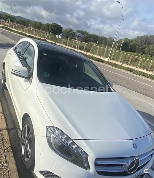 Blanco Usado 2015 Mercedes A180 Urban Berlina | 16.750 € (Precio justo) - Imagen 1/4