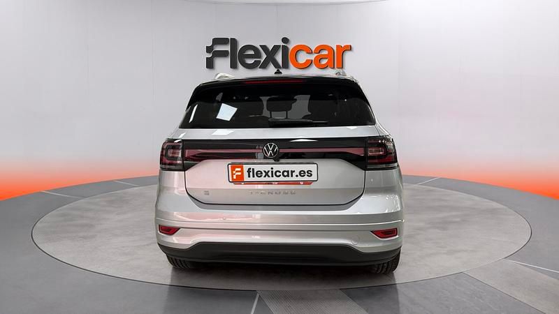 Begagnad VW T-Cross Sportline 150 HK (110 kW) 2022 Beige SUV