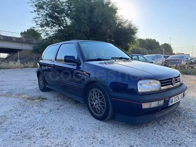 Usado VW Golf III 174 CV (127 kW) 1997 Violeta / lila Berlina