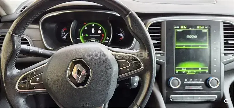 Usado Renault Talisman Zen 130 CV (95 kW) 2016 Azul Berlina