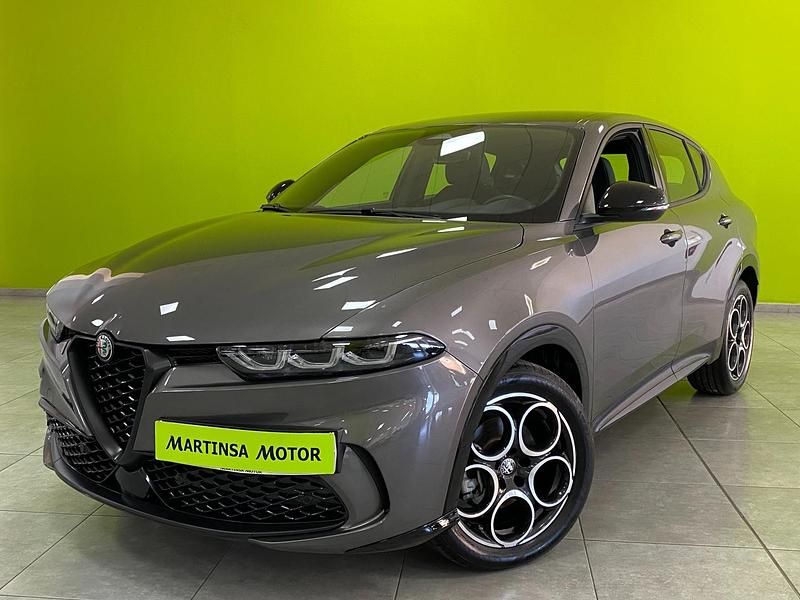 Gris Usado 2024 Alfa Romeo Tonale Sprint SUV | 29.800 € (Precio justo) - Imagen 1/4