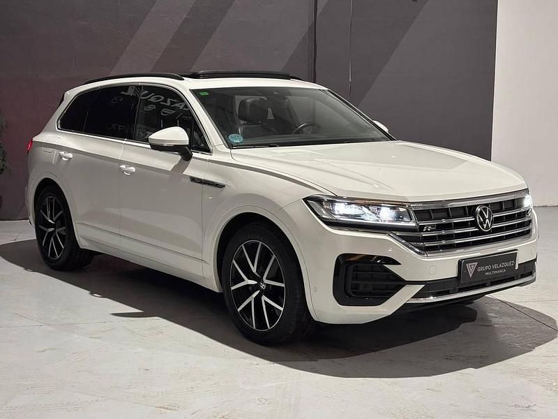 Usado VW Touareg Atmosphere 231 CV (169 kW) 2021 Blanco SUV