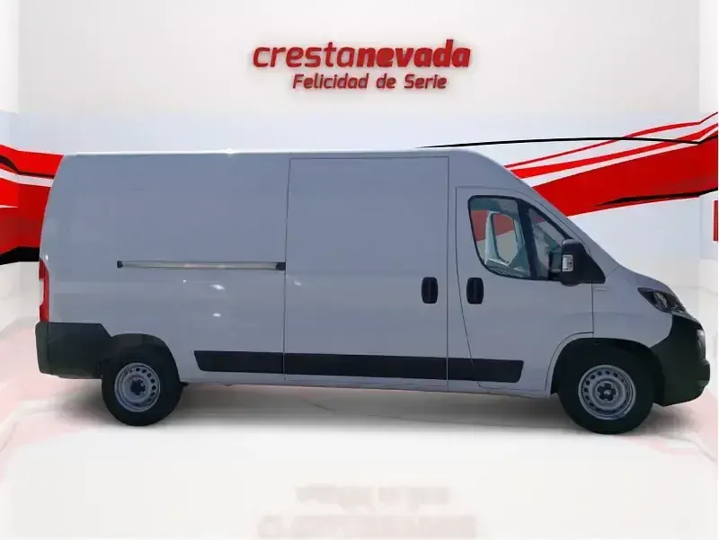 Usado Citroën Jumper 140 CV (102 kW) 2025 Blanco Monovolumen