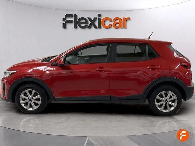 Usado Kia Stonic 84 CV (61 kW) 2022 Rojo SUV