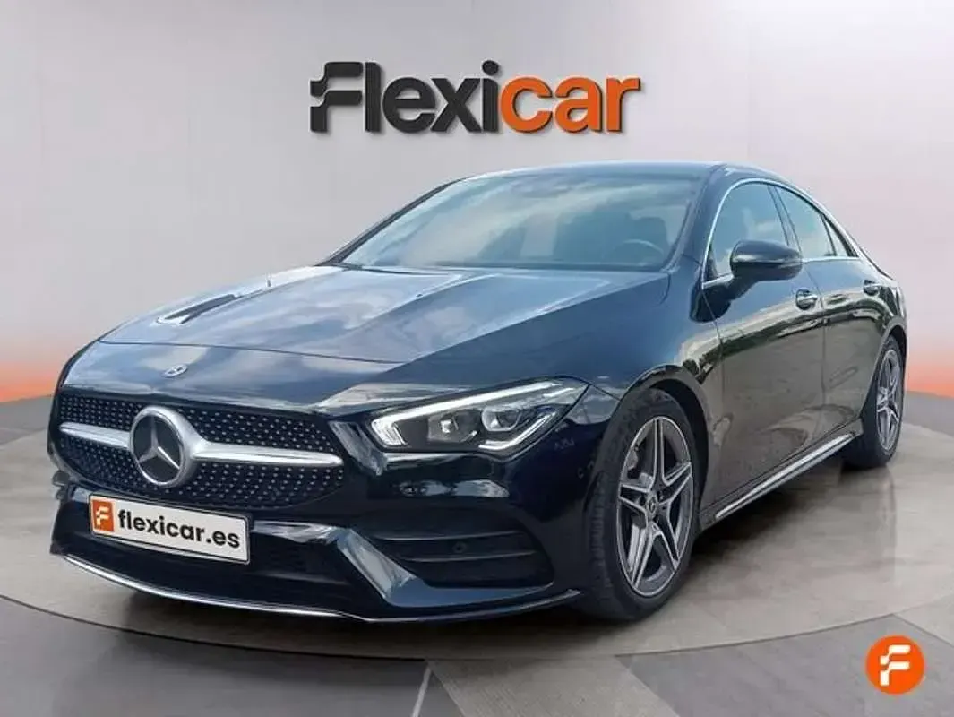 Usado Mercedes CLA200 163 CV (119 kW) 2020 Negro Berlina