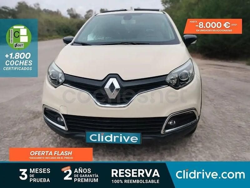 Usado Renault Captur Zen 90 HP (66 kW) 2016 Castanho SUV