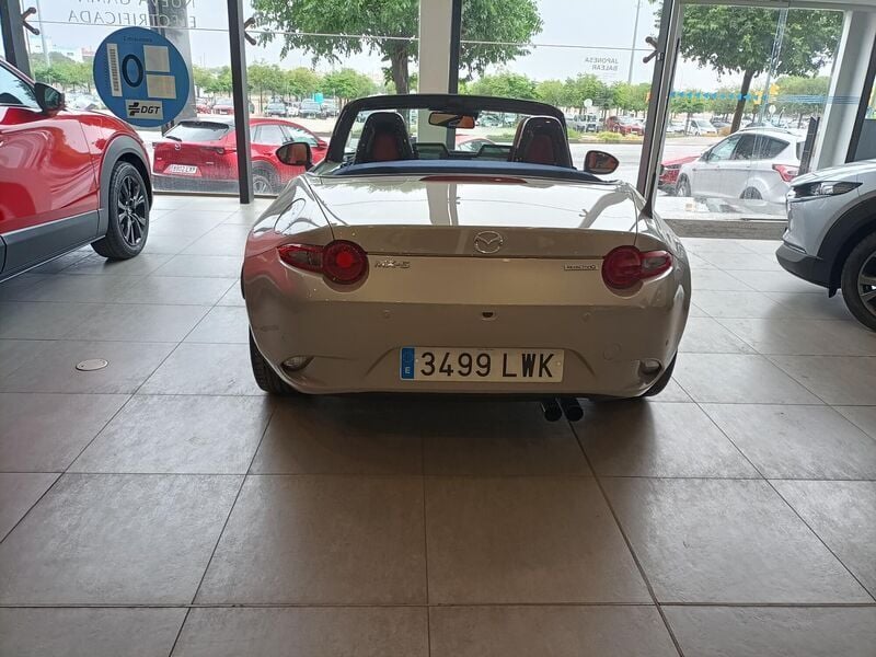 Usado Mazda MX5 Edition 184 CV (135 kW) 2022 Marrón Descapotable
