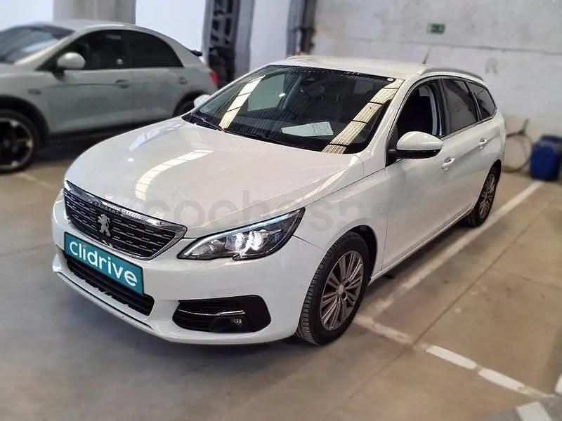 Usado Peugeot 308 SW Allure 130 CV (95 kW) 2021 Blanco Familiar
