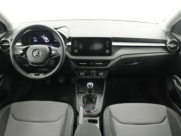 Usado Skoda Fabia Ambition 95 CV (69 kW) 2023 Blanco Berlina