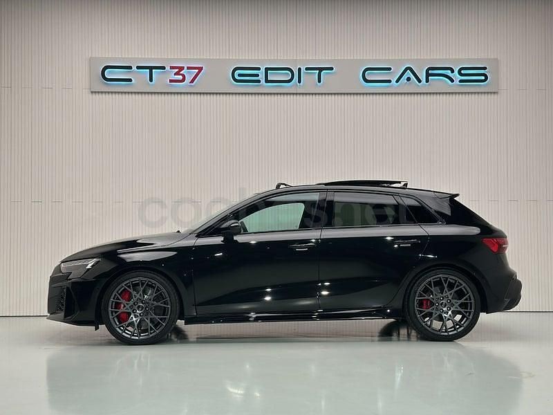 Usado Audi RS3 Ambiente 400 CV (294 kW) 2024 Negro Berlina