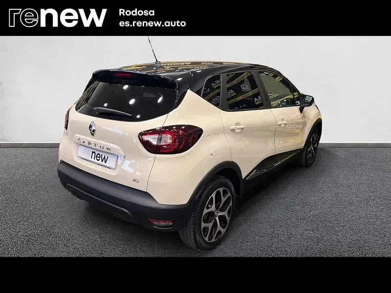 Usado Renault Captur Intens 90 CV (66 kW) 2017 Blanco SUV