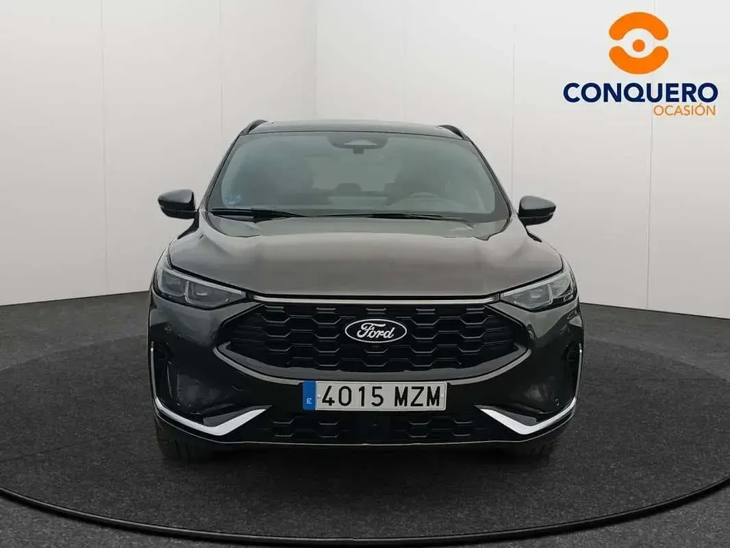 Usado Ford Kuga ST-Line 243 CV (178 kW) 2025 Gris SUV
