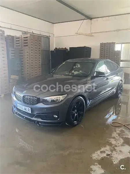 Käytetty BMW 318 Gran Turismo 143 HP (105 kW) 2015 Harmaa Sedan