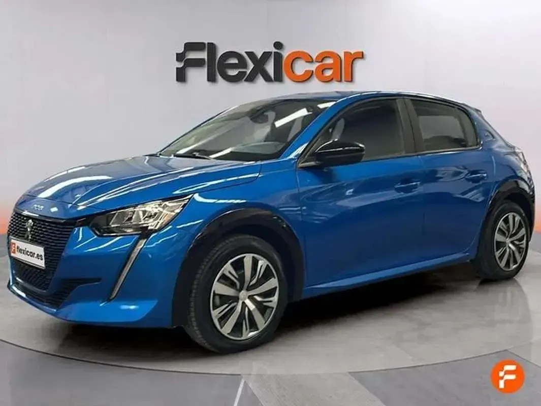 Usado Peugeot e-208 Active 100 kW (136 CV) 2024 Azul Utilitario