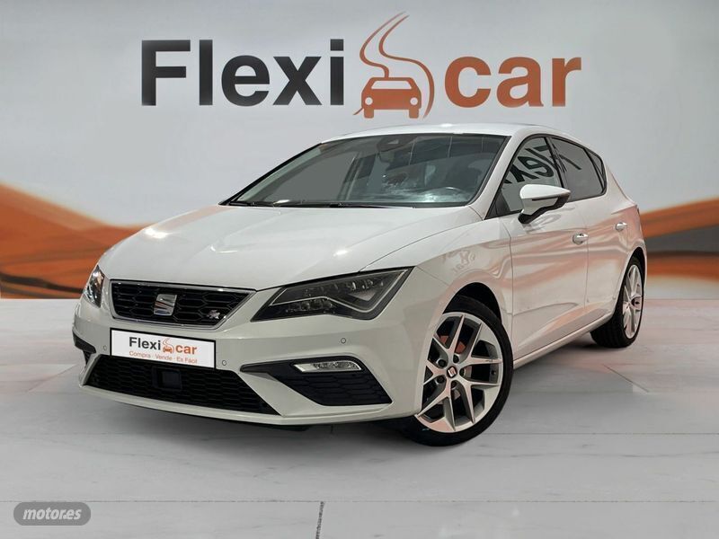 Usado Seat Leon FR 150 CV (110 kW) 2018 Blanco Berlina