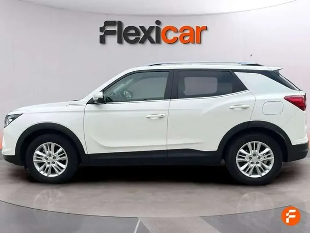 Usado SsangYong Korando 163 CV (119 kW) 2020 Blanco SUV