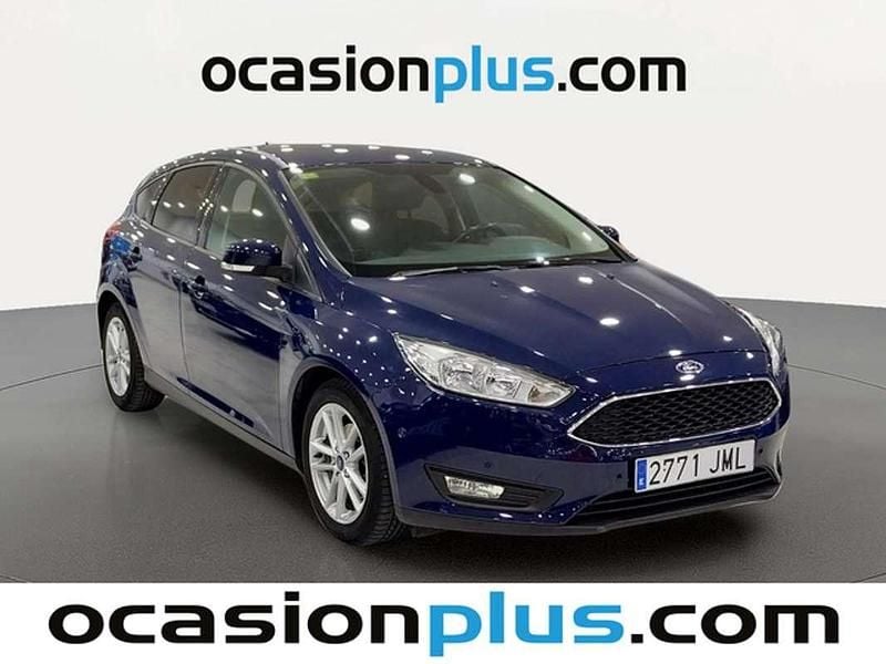 Usado Ford Focus Trend+ 120 CV (88 kW) 2016 Azul Utilitario