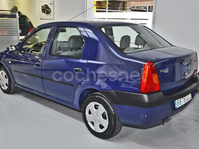 Usado Dacia Logan Ambiance 70 CV (51 kW) 2008 Azul Berlina