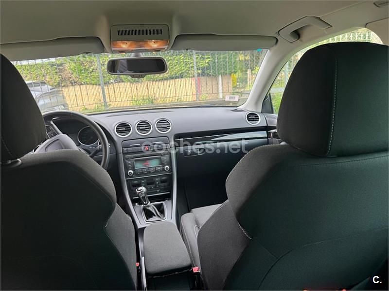 Usado Seat Exeo Sport 143 CV (105 kW) 2010 Negro Berlina