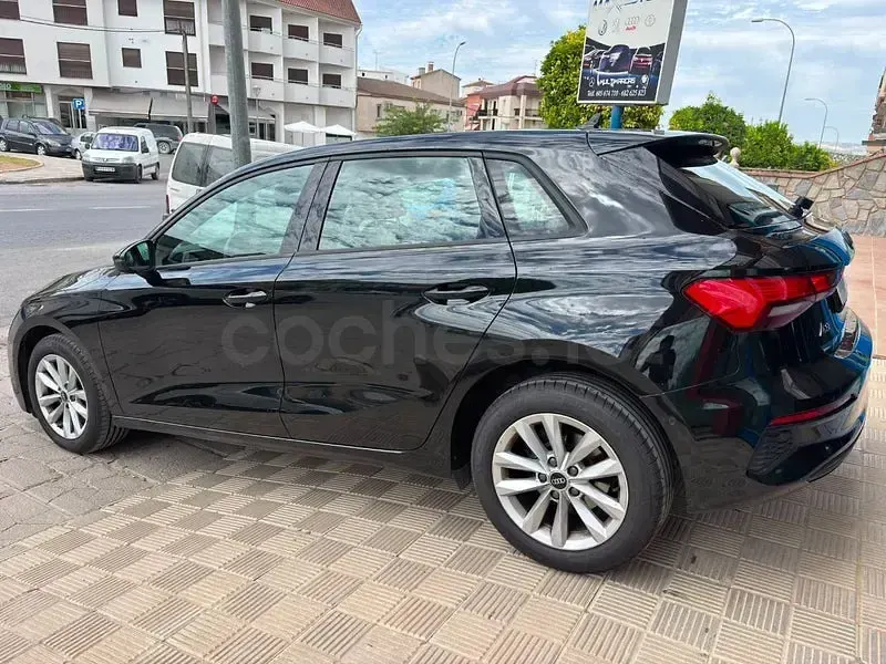 Usado Audi A3 Advanced Plus 116 CV (85 kW) 2022 Negro Berlina