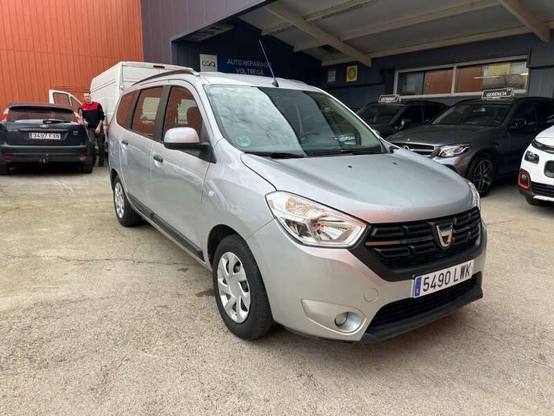 Plateado Usado 2021 Dacia Lodgy Comfort Monovolumen | 13.400 € (Buen precio) - Imagen 1/4