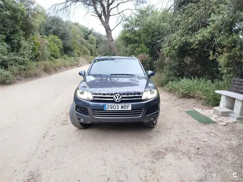 Second-hand VW Touareg 245 CP (180 kW) 2014 Gri SUV