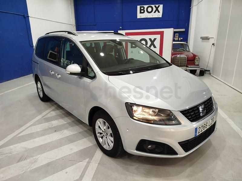 Usado Seat Alhambra Style 150 CV (110 kW) 2022 Gris / plata Monovolumen