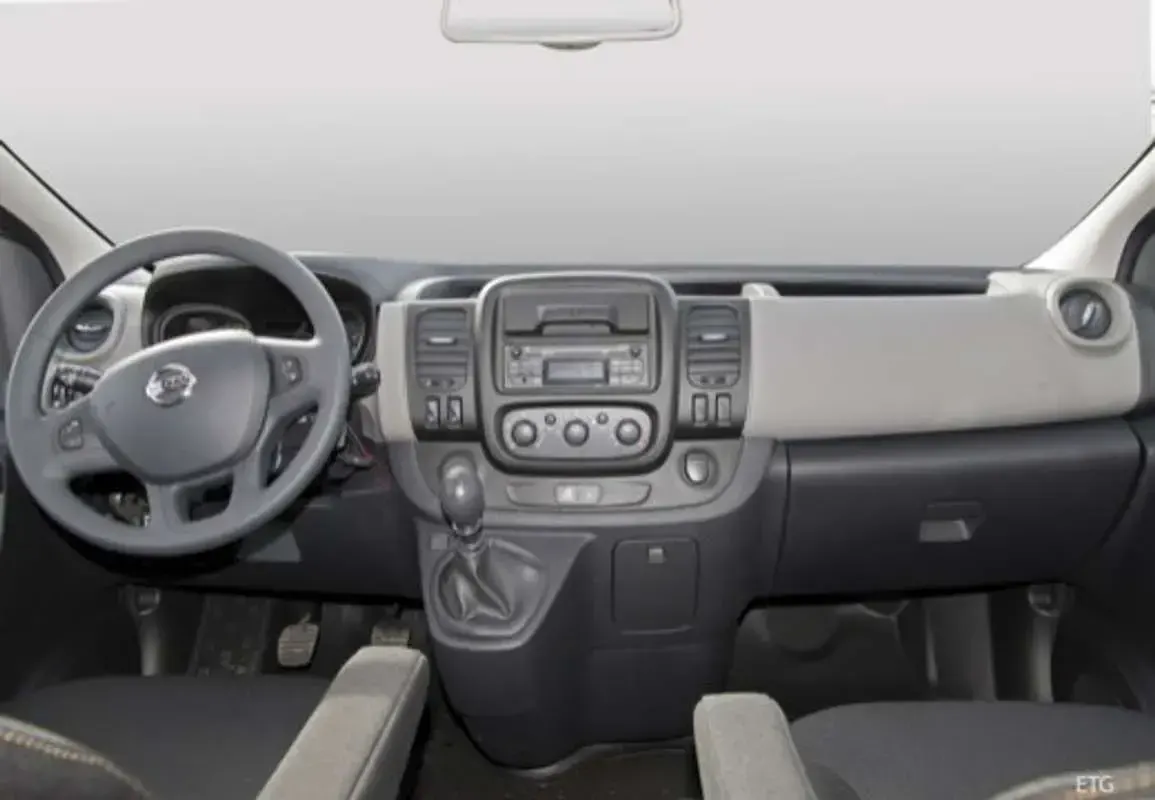 Usado Nissan NV300 120 CV (88 kW) 2021 Blanco Van