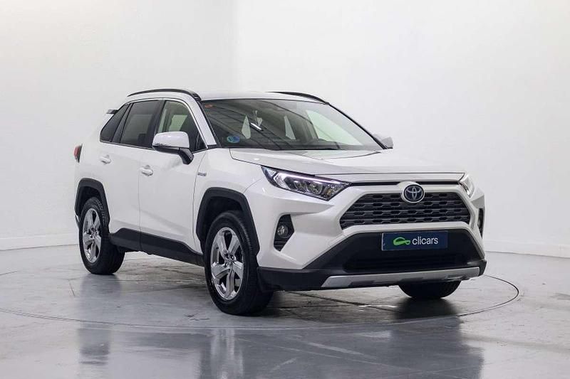 Usado Toyota RAV4 Hybrid Advance 218 CV (160 kW) 2019 Blanco SUV