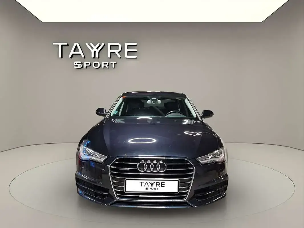 Usado Audi A6 320 CV (235 kW) 2017 Azul Berlina