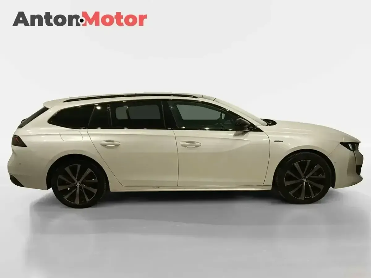 Usado Peugeot 508 SW GT-line 130 CV (95 kW) 2020 Blanco Familiar