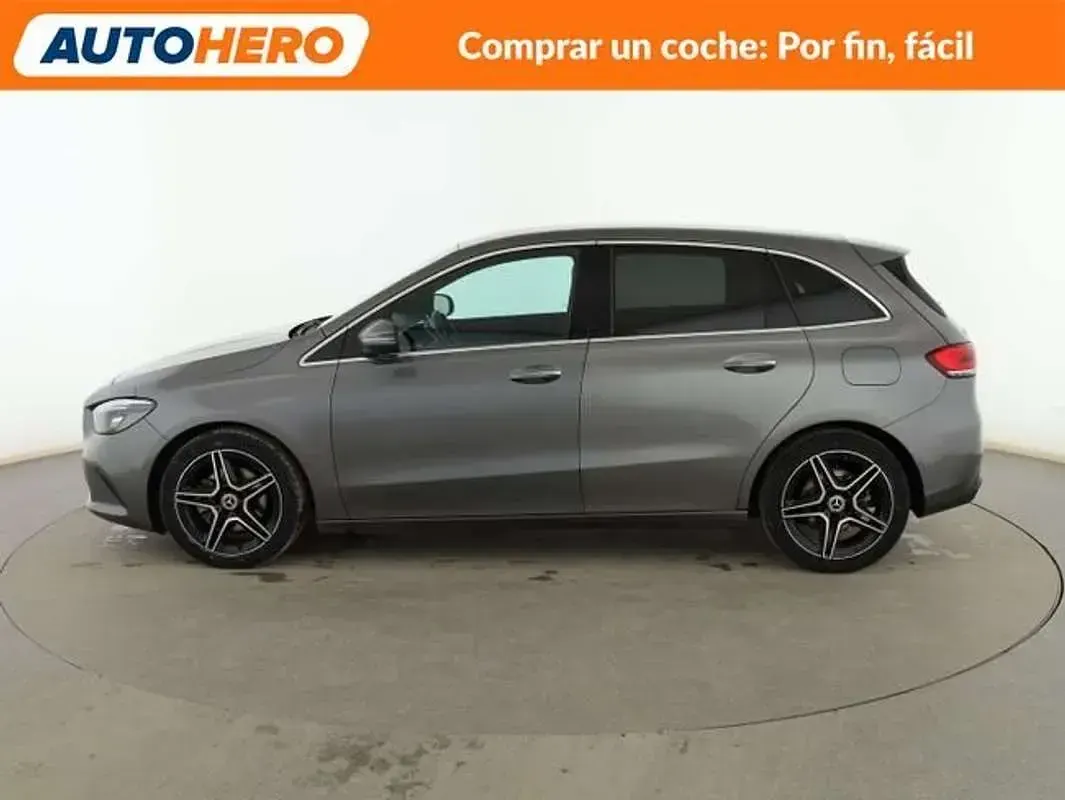 Usado Mercedes B200 Progressive 163 HP (119 kW) 2019 Cinzento Monovolume
