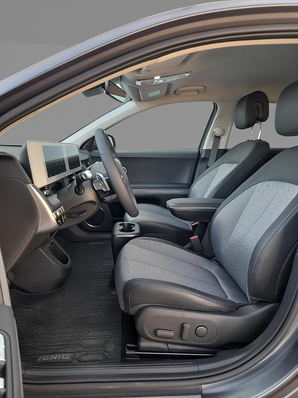 Usado Hyundai Ioniq 5 168 kW (229 CV) 2023 Gris shootingstar SUV